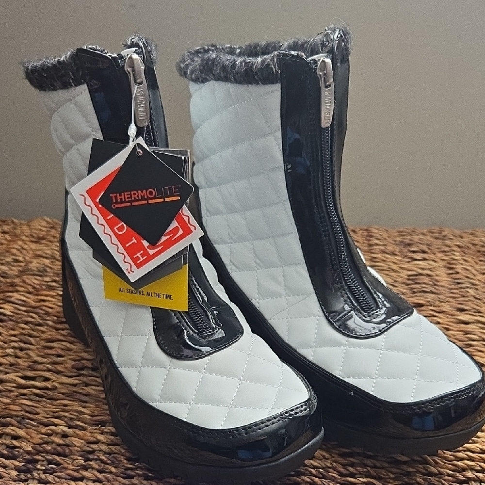 Khombu Women's Megan Memory Foam  Waterproof Thermo Winter Boots NWT 10 W.